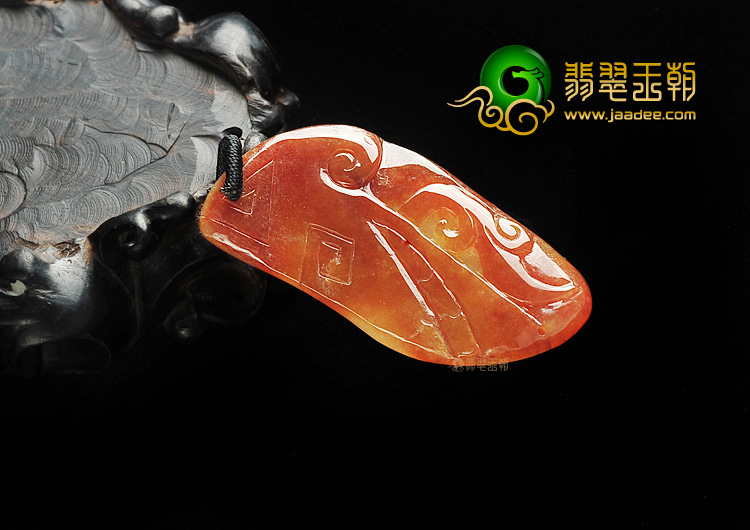 糯冰种褐黄翡招财进宝挂件