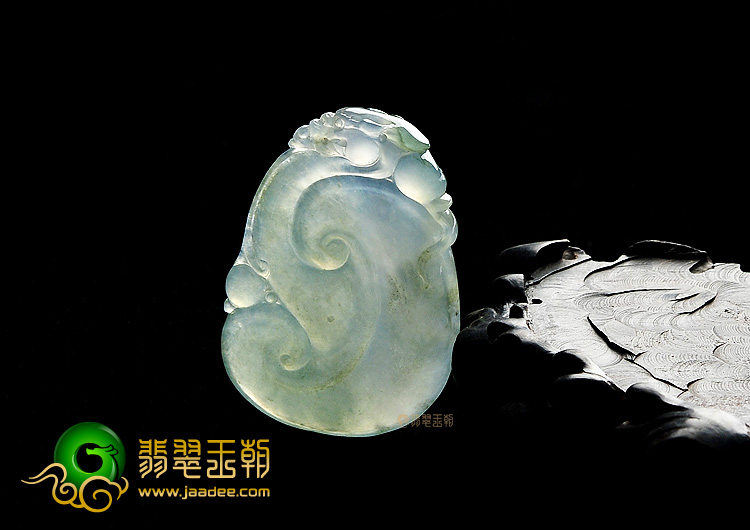 冰种晴水如意挂件