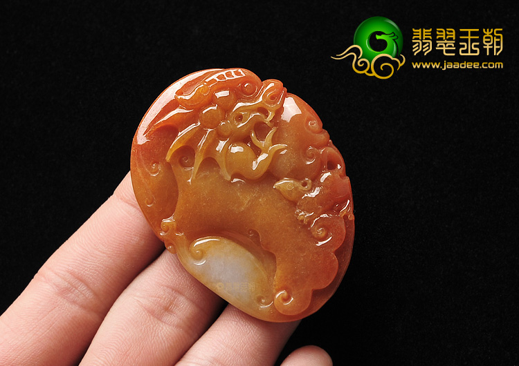糯冰种红黄翡龙如意挂件