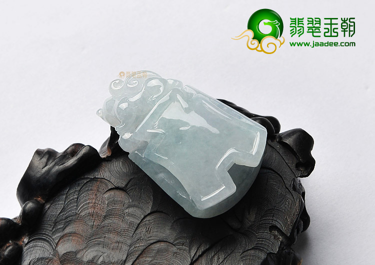 糯冰种晴水钟上发财挂件
