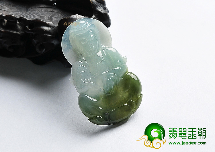 糯冰种褐黄翡观音挂件