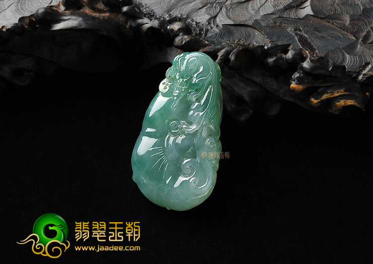 糯冰种晴水龙行如意挂件