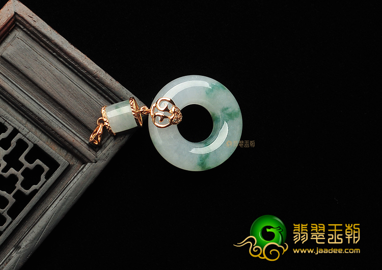 冰种飘花镶玫瑰金平安环胸坠(真钻)