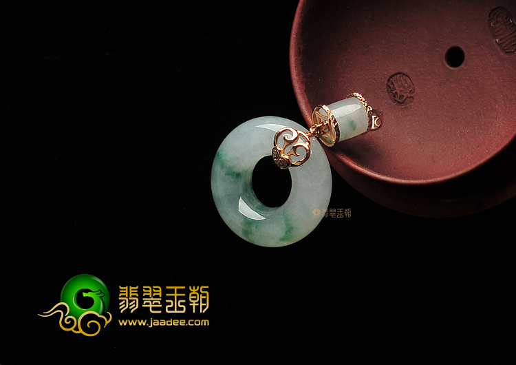 冰种飘花镶玫瑰金平安环胸坠(真钻)