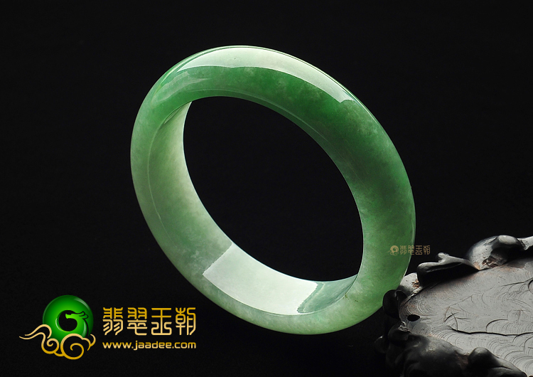 糯冰种飘翠手镯(57.8mm)