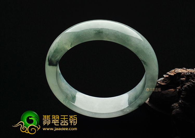 冰种飘花手镯(55.8mm)