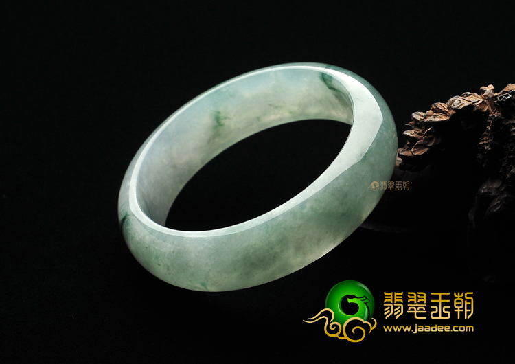 冰种飘花手镯(55.8mm)