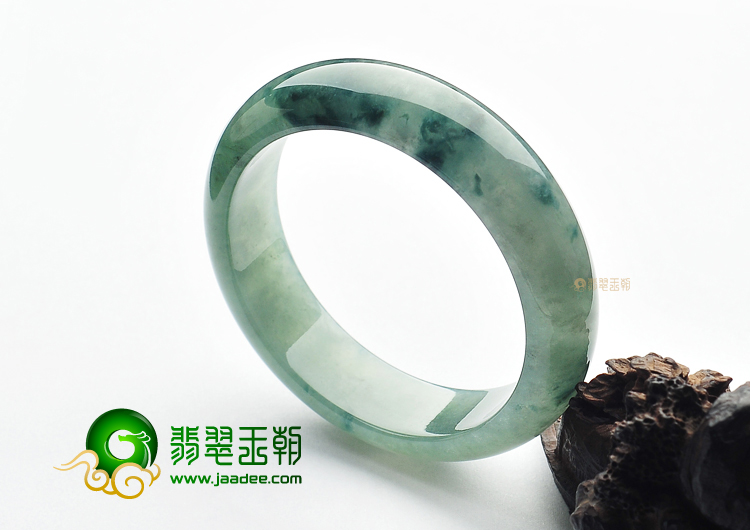 糯冰种飘花手镯(57.9mm)
