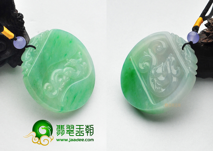 糯冰种飘翠龙凤牌挂件(一对)