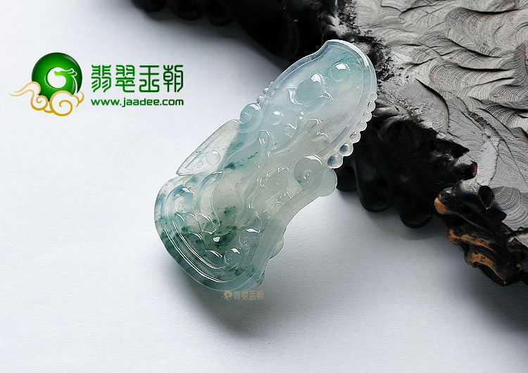 冰种飘花站观音挂件