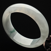 冰种略飘花缅甸翡翠A货手镯(57.5mm)
