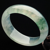 冰玻种飘花缅甸翡翠A货贵妃镯(54.4mm-47.6mm)
