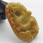 糯冰种黄翡缅甸翡翠A货龙牌挂件