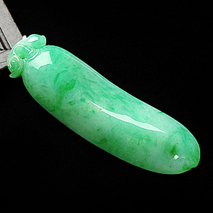 糯冰种翠色福瓜挂件