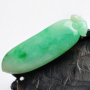 糯冰种飘翠福瓜挂件