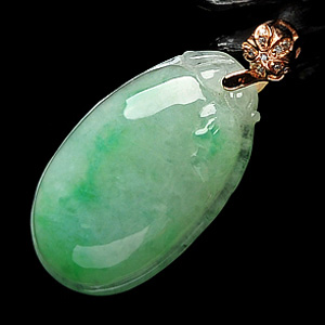 糯冰种略飘翠福瓜挂件