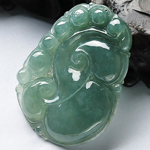糯冰种晴水如意挂件