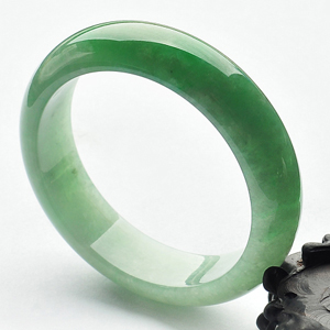 糯冰种翠色手镯(58.1mm)