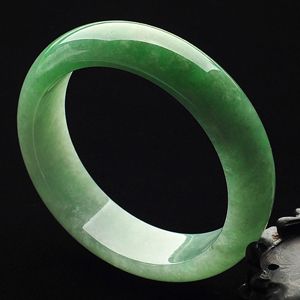糯冰种飘翠手镯(57.8mm)