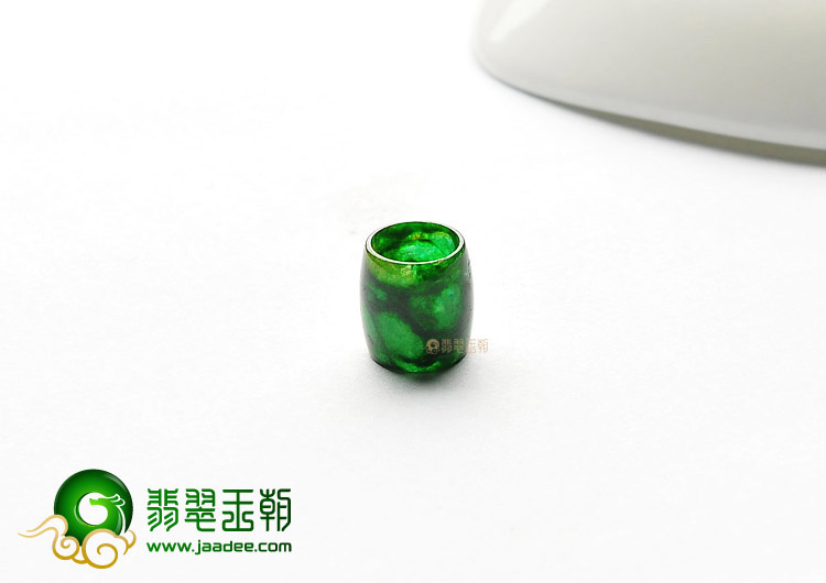 糯冰种癣加绿路路通挂件