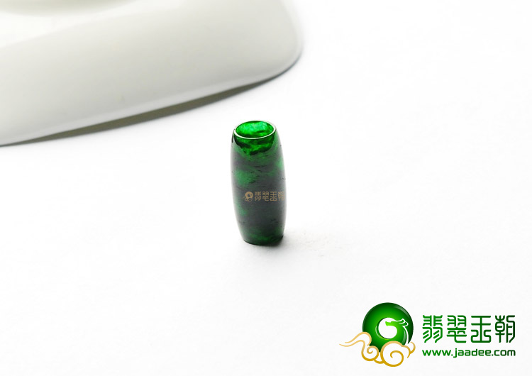 糯冰种癣加绿路路通挂件