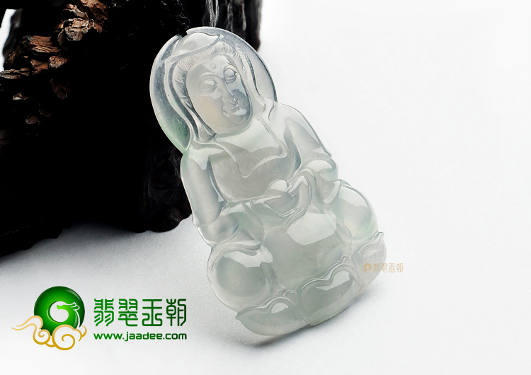 冰种淡晴水观音挂件
