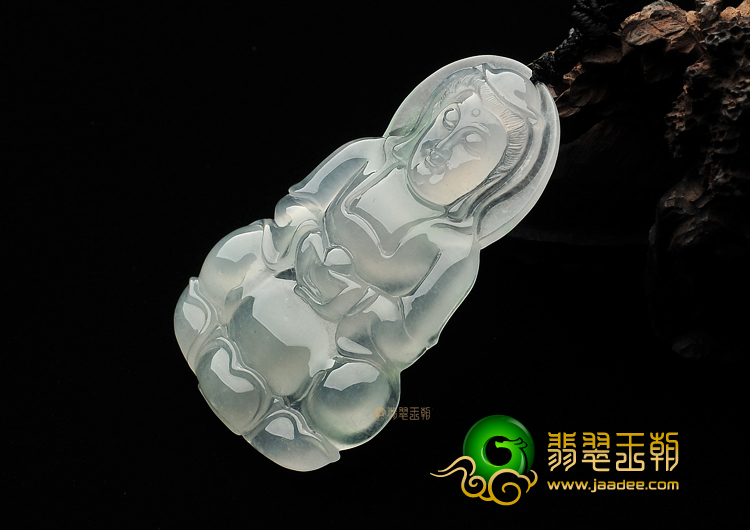 冰种淡晴水观音挂件