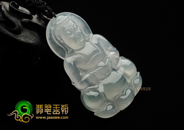 冰种淡晴水观音挂件