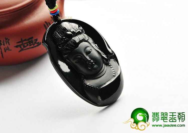 细糯种墨翠观音头挂件
