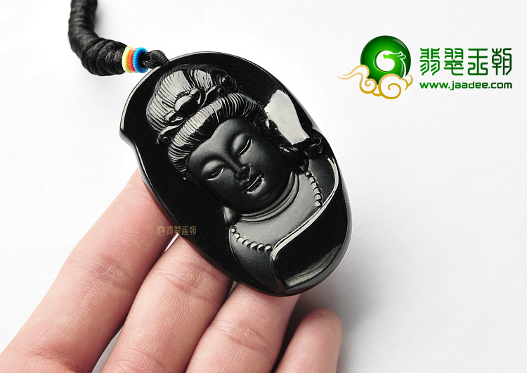 细糯种墨翠观音头挂件