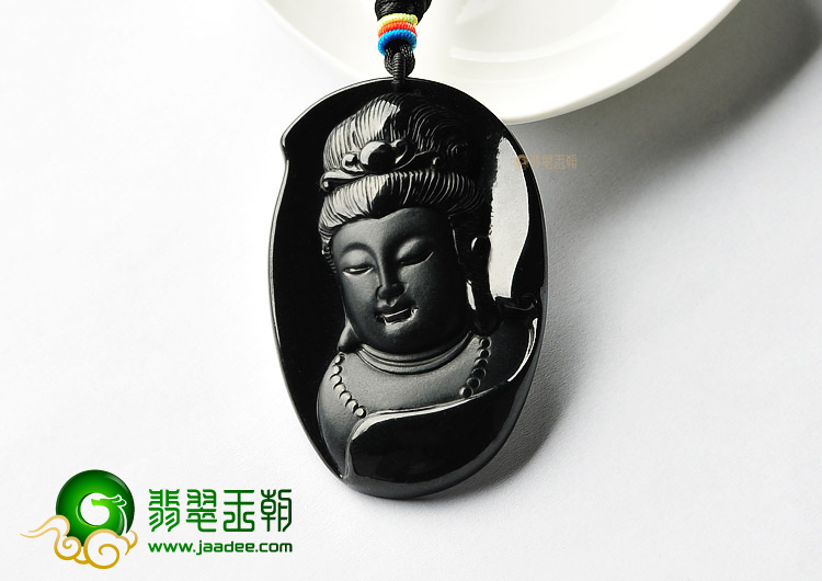 细糯种墨翠观音头挂件