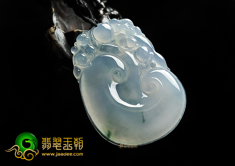 冰种飘花如意挂件