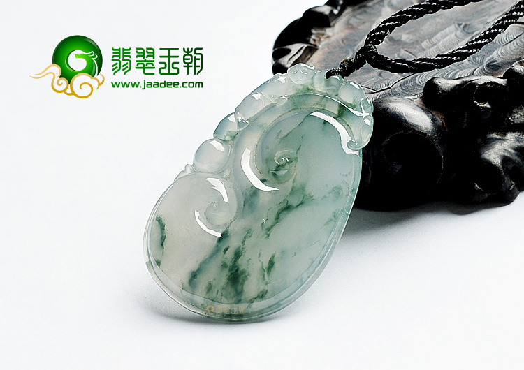 冰种飘花如意挂件