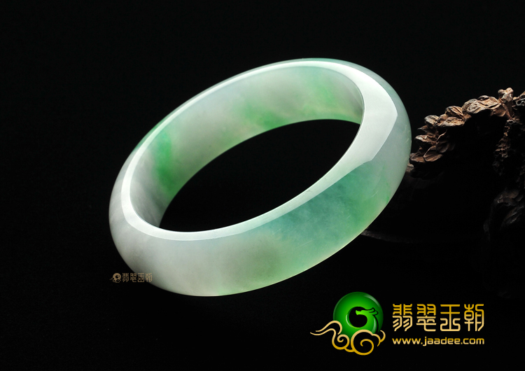 (超值推荐)冰种飘翠手镯(56.1mm)