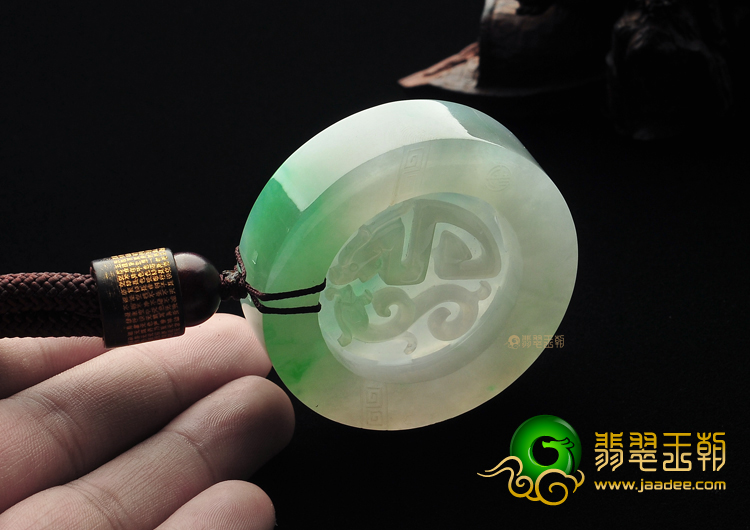(超值推荐)糯冰种飘翠仿古龙凤挂件