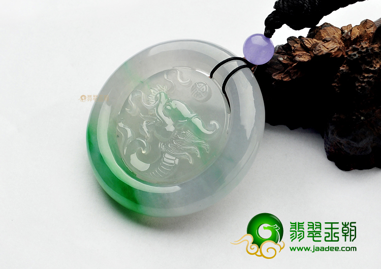 冰种飘翠龙凤牌挂件