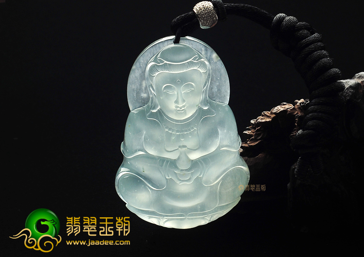 冰玻种淡晴水观音挂件