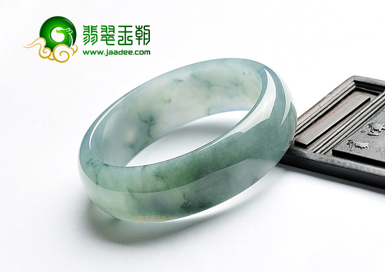 糯冰种飘花手镯(54.8mm)