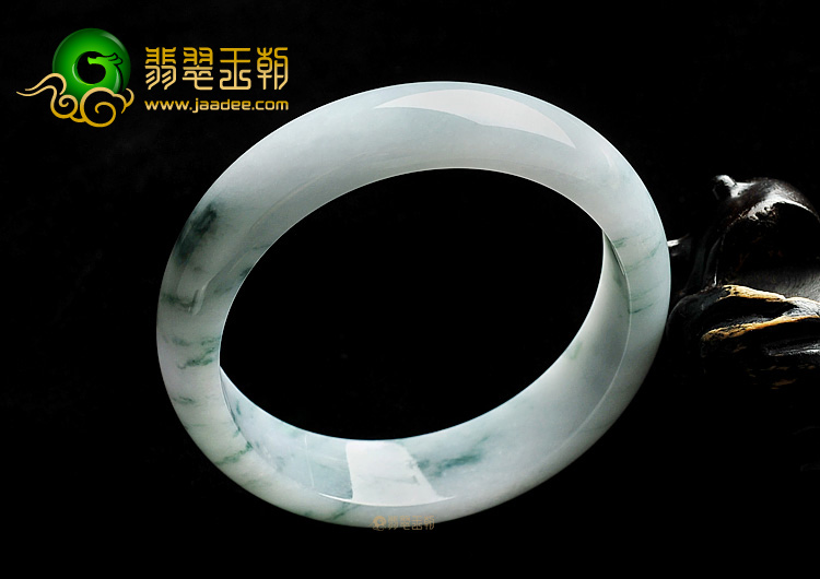 糯冰种飘花略带紫罗兰手镯(59.1mm)
