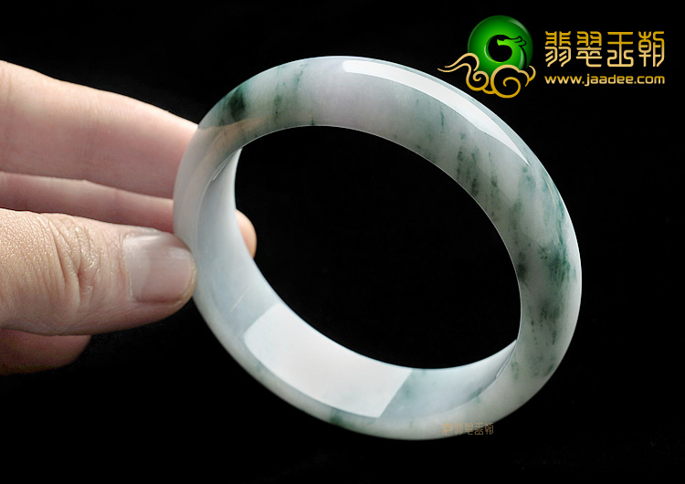 糯冰种飘花略带紫罗兰手镯(59.1mm)