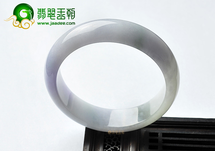 糯冰种紫罗兰略飘花手镯(58mm)