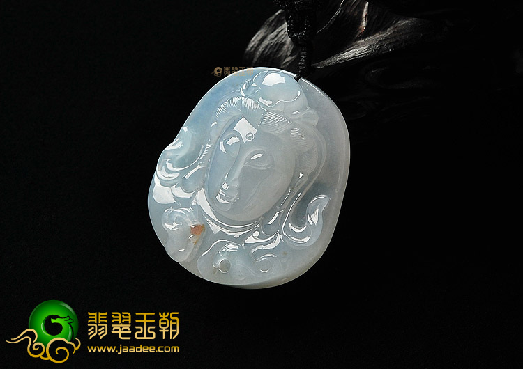 糯冰种晴水观音头挂件