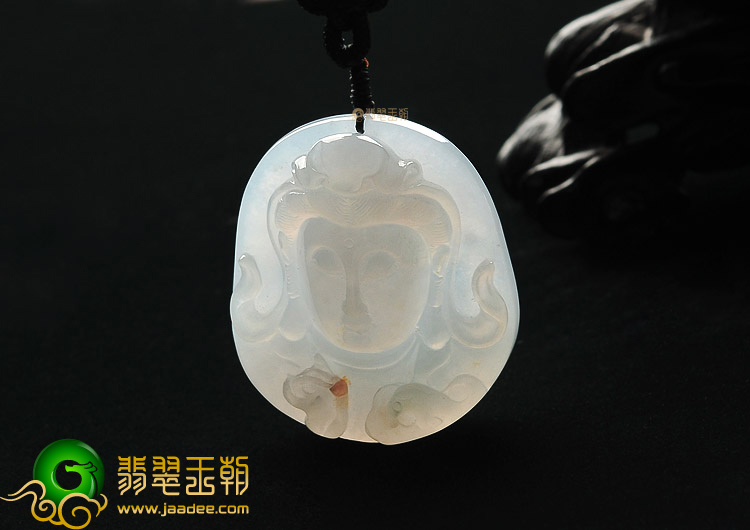 糯冰种晴水观音头挂件