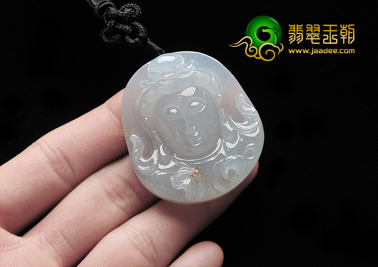 糯冰种晴水观音头挂件