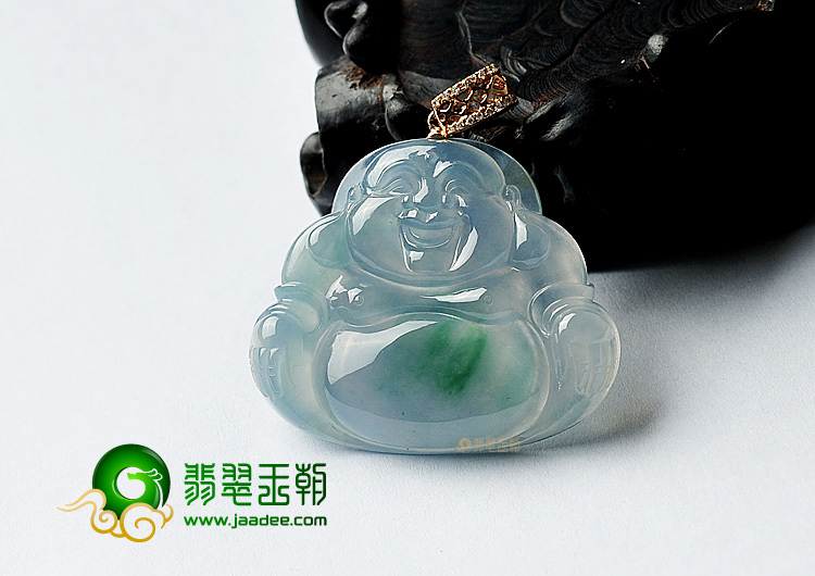 冰种淡春带彩玉佛挂件