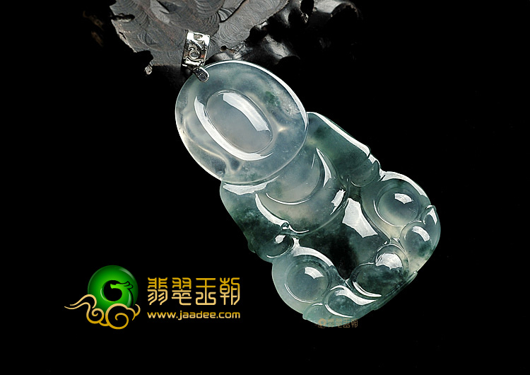 冰种飘花观音挂件
