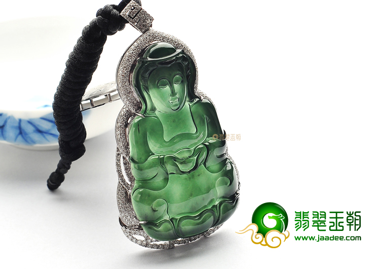 (超值推荐)玻璃种油青镶白金观音胸坠(真钻)