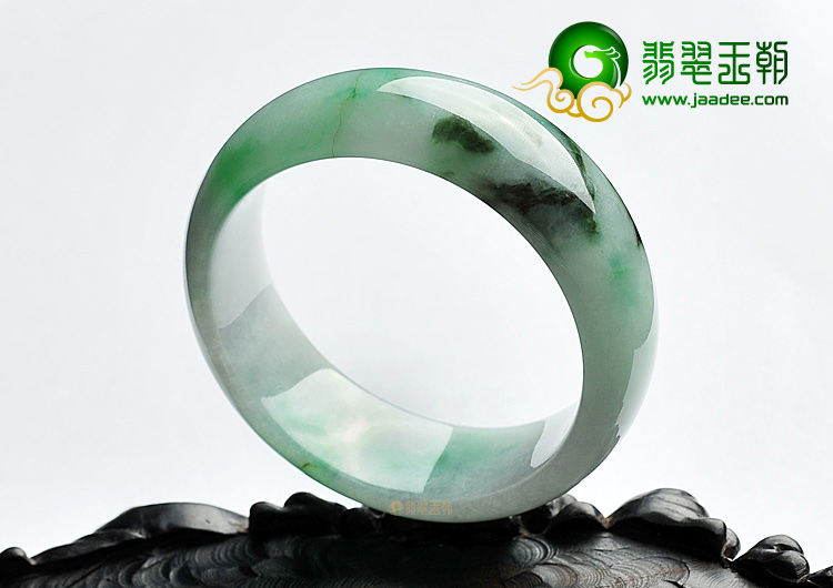 糯冰种飘翠手镯(55.1mm)