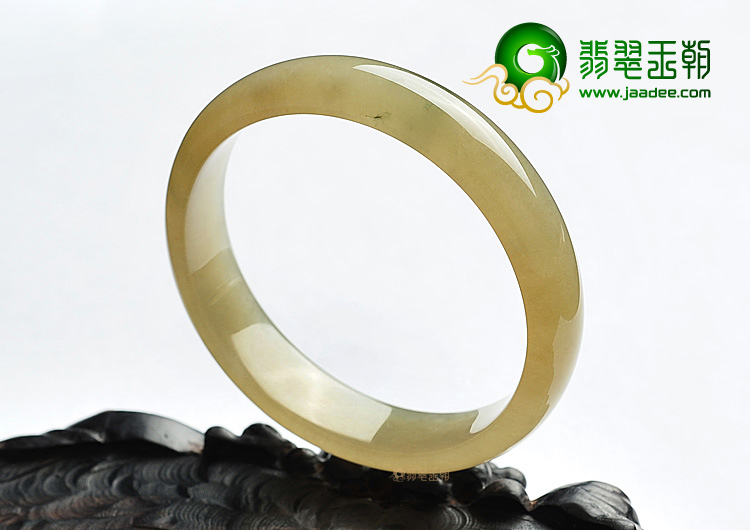 冰种黄翡略飘花手镯(55.2mm)