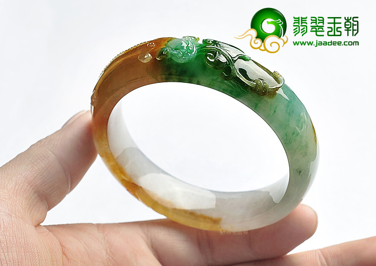 (超值推荐)冰种三彩螭龙雕花手镯(57mm)